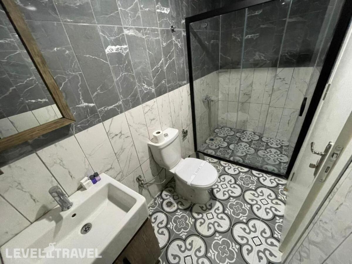 фотографии номера Трехместный номер отеля Seven City Hotel в Турция(Анталья - Центр) - фото №21