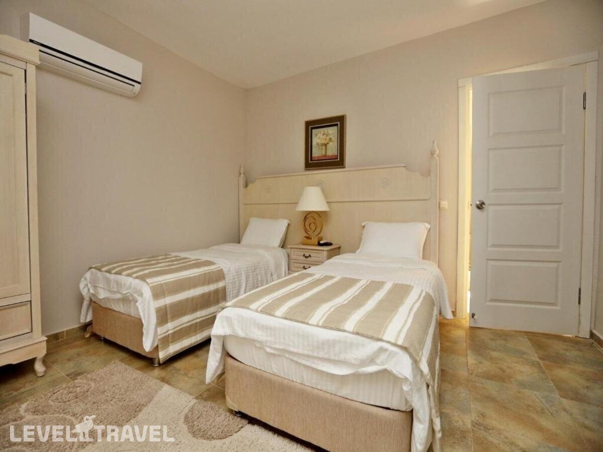фотографии номера Вилла семейная отеля Alya Villa Butik Hotel в Турция(Турунч) - фото №11
