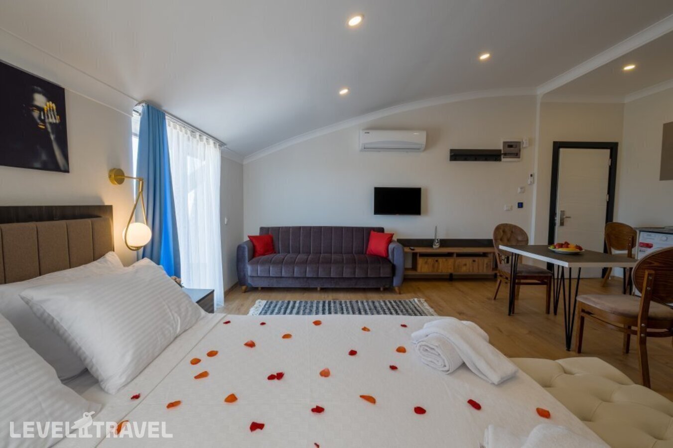 фотографии номера Студия улучшенная отеля Sunrise City Residence в Турция(Фетхие - центр) - фото №6