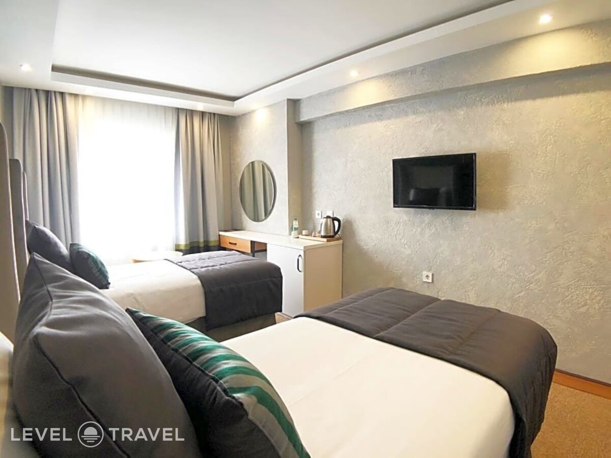 фотографии номера Стандартный номер отеля Carlton Istanbul Hotel в Турция(Фатих) - фото №17