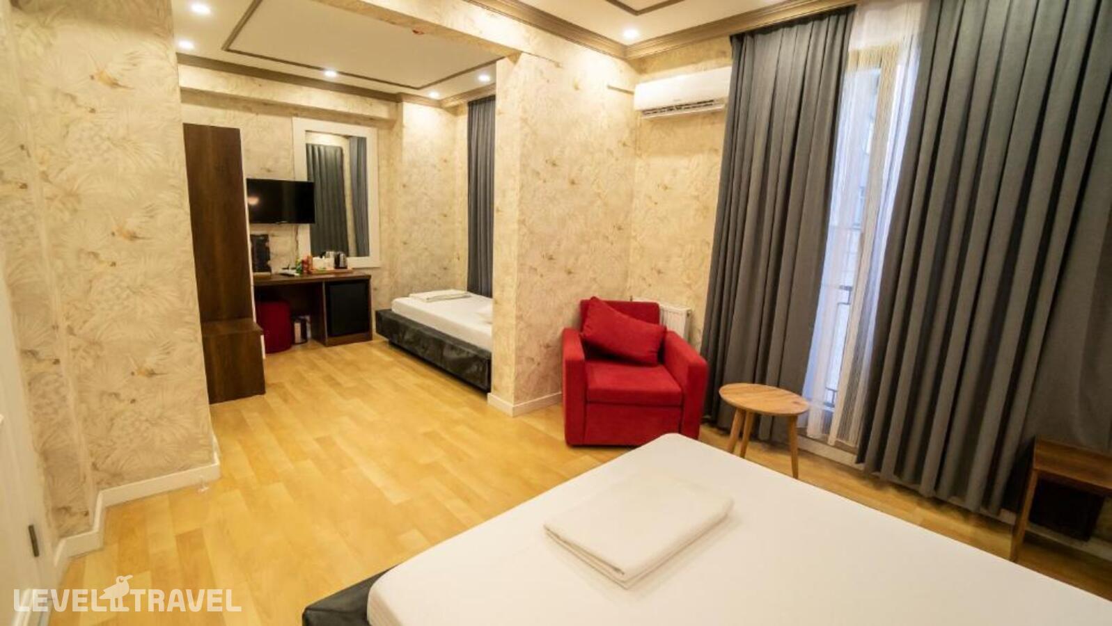 фотографии номера Семейный номер отеля Dymar Hotel в Турция(Кючюкчекмедже) - фото №10