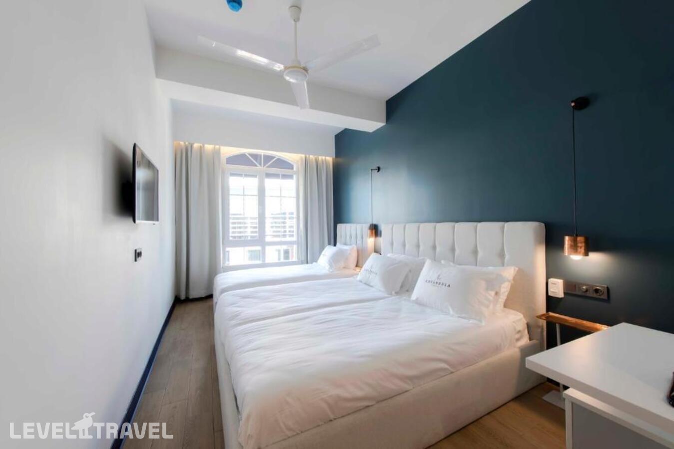 фотографии номера Трехместный номер отеля Levent Lavandula Hotel в Турция(Кягытхане) - фото №1
