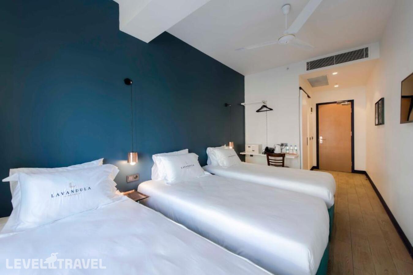 фотографии номера Трехместный номер отеля Levent Lavandula Hotel в Турция(Кягытхане) - фото №3