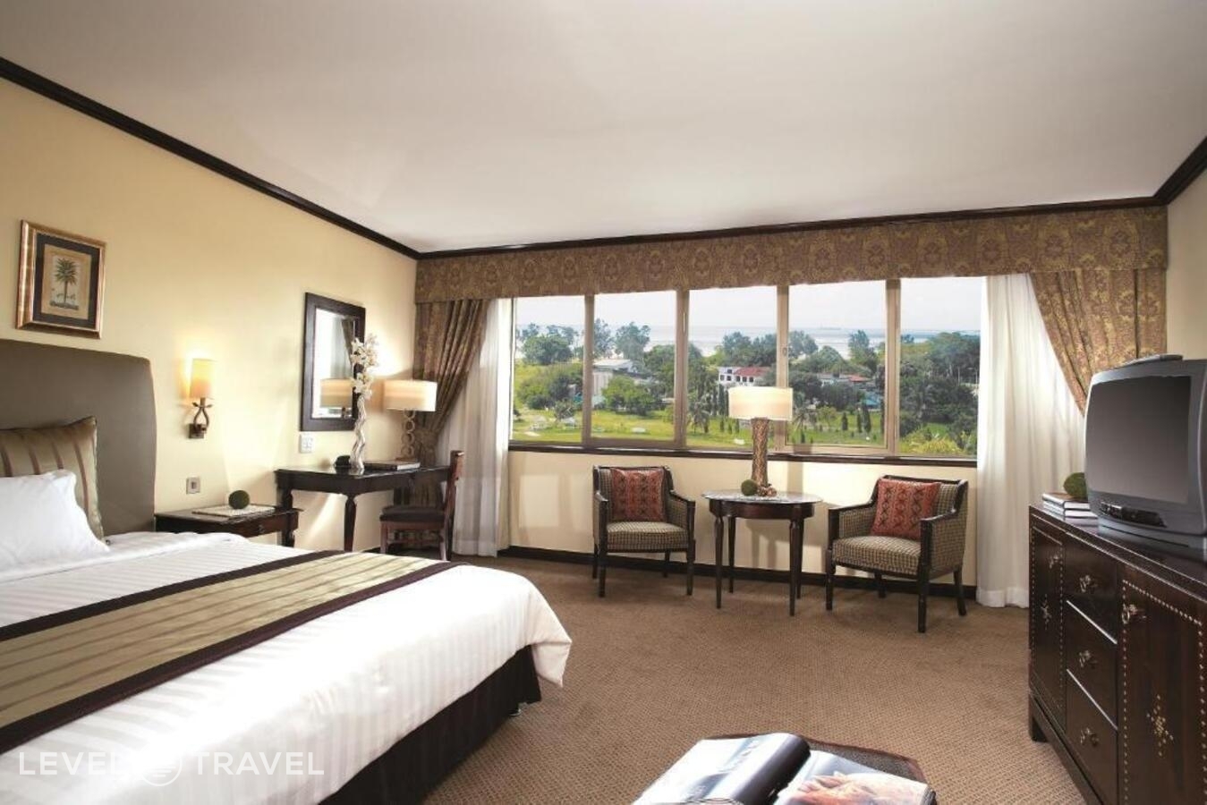 фотографии номера Улучшенный номер отеля Dar Es Salaam Serena Hotel в Танзания(Дар-эс-Салам) - фото №2