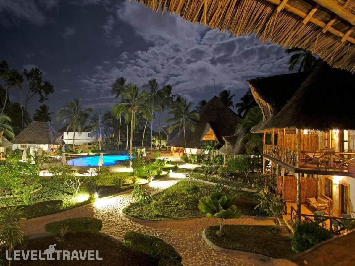 фотографии номера Полулюкс отеля Pongwe Bay Resort в Танзания(Понгве) - фото №1