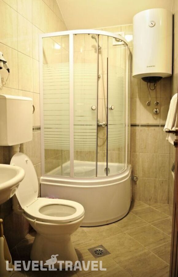 фотографии номера Одноместный номер отеля Hotel Evropa в Черногория(Подгорица) - фото №2