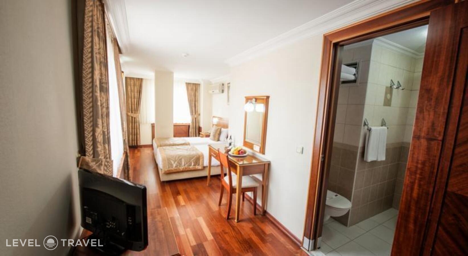 фотографии номера Улучшенный номер отеля Centrum Istanbul Hotel в Турция(Сиркеджи) - фото №2