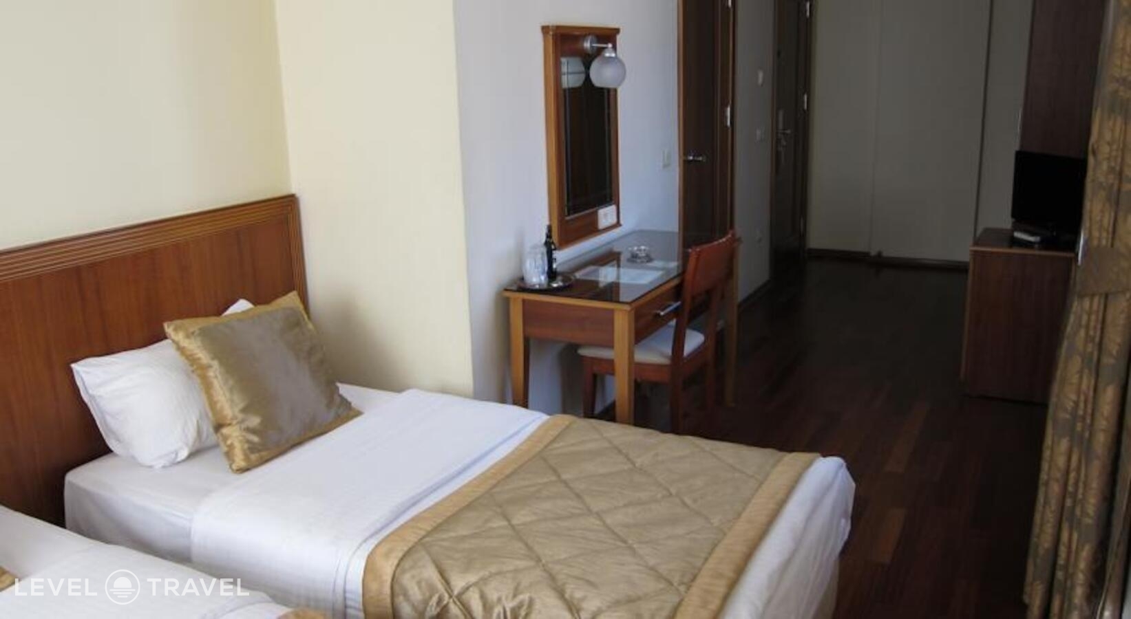 фотографии номера Улучшенный номер отеля Centrum Istanbul Hotel в Турция(Сиркеджи) - фото №3