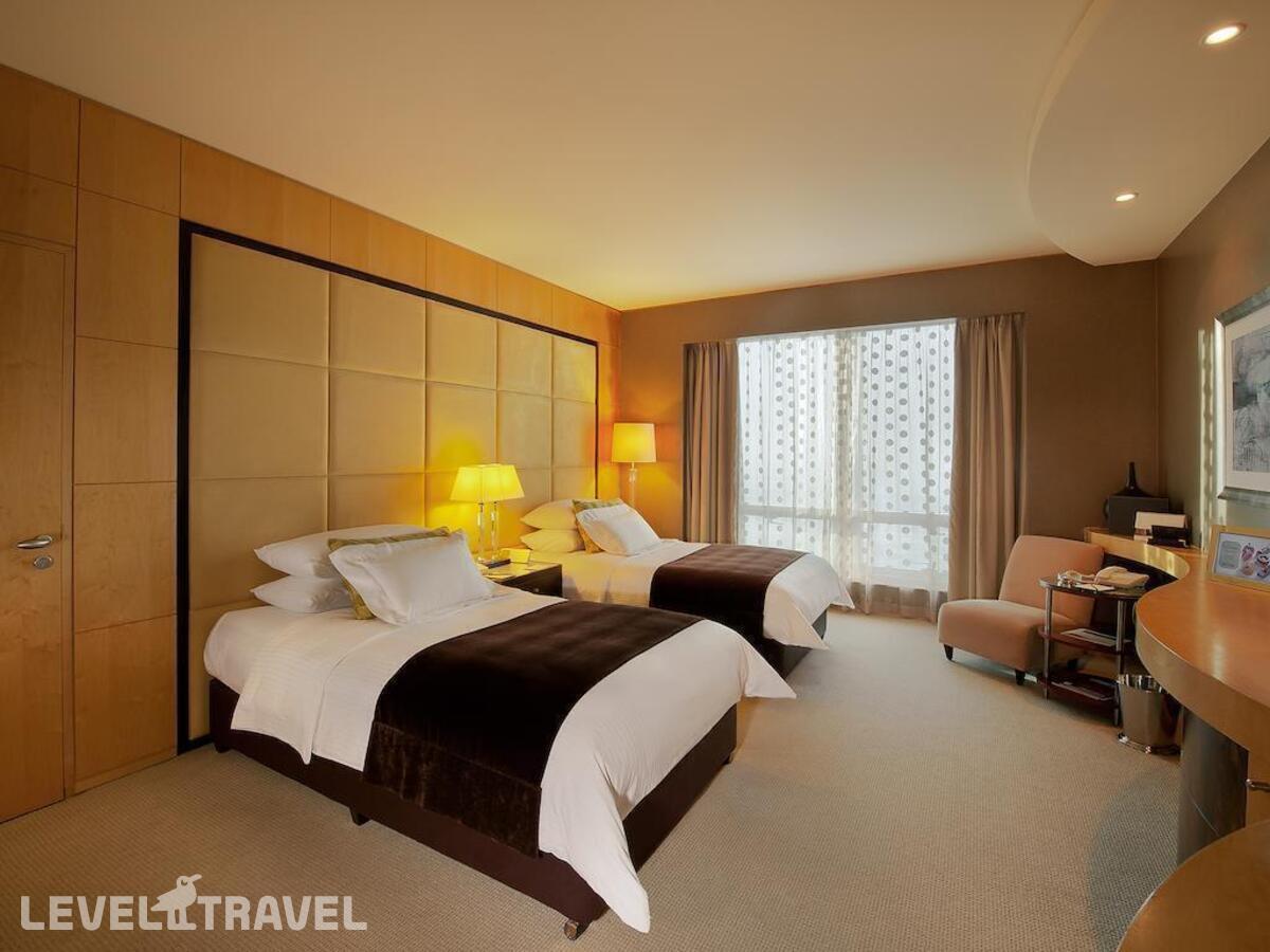 фотографии номера Делюкс с видом на море отеля Shangri-La Hotel Dubai Sheikh Zayed Road в ОАЭ(Дубай Джумейра) - фото №1