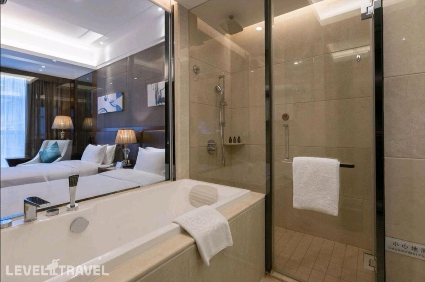 фотографии номера Делюкс отеля Honder International Hotel в Китай(Гуанчжоу) - фото №5