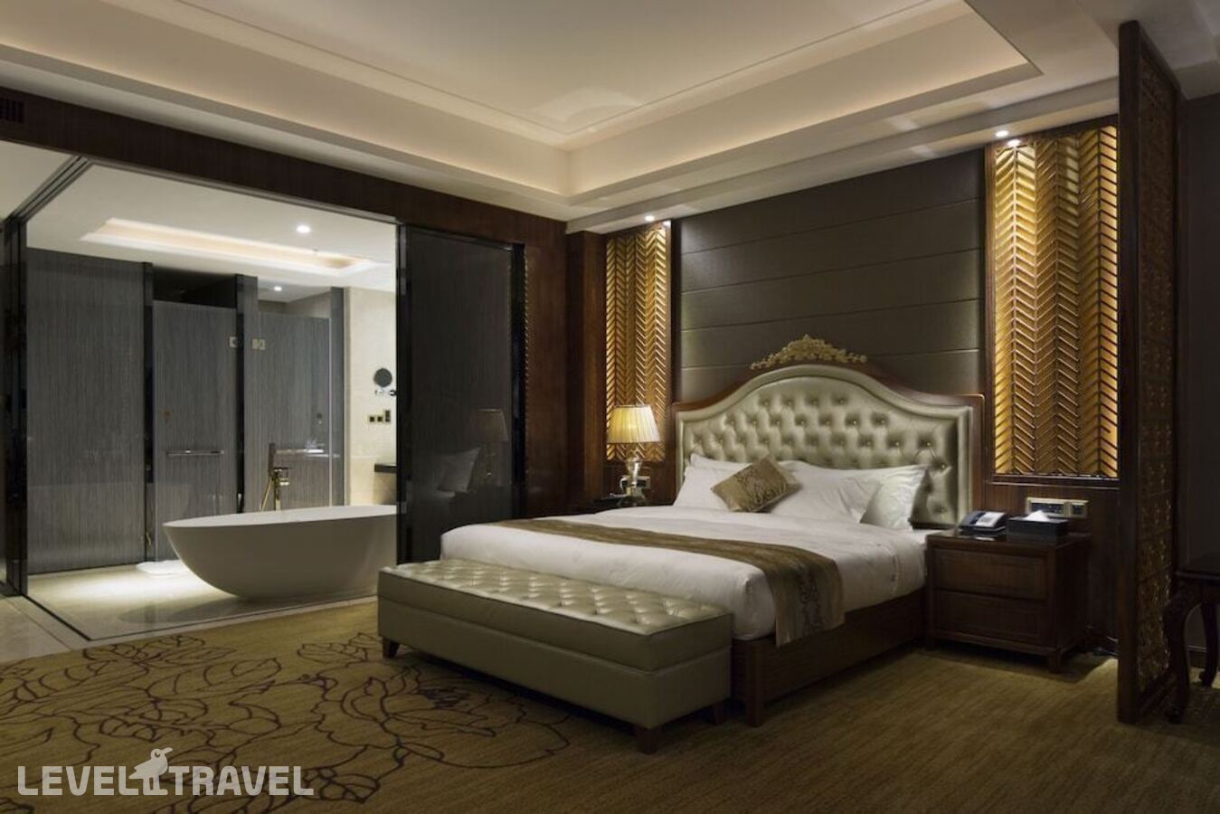 фотографии номера Люкс Премьер отеля Honder International Hotel в Китай(Гуанчжоу) - фото №2