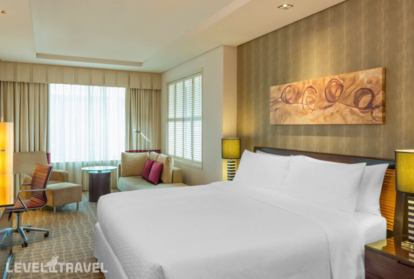 фотографии номера Классический номер отеля Majestic Premier Hotel (Ex. Four Points By Sheraton Bur Dubai) в ОАЭ(Бар Дубай) - фото №1