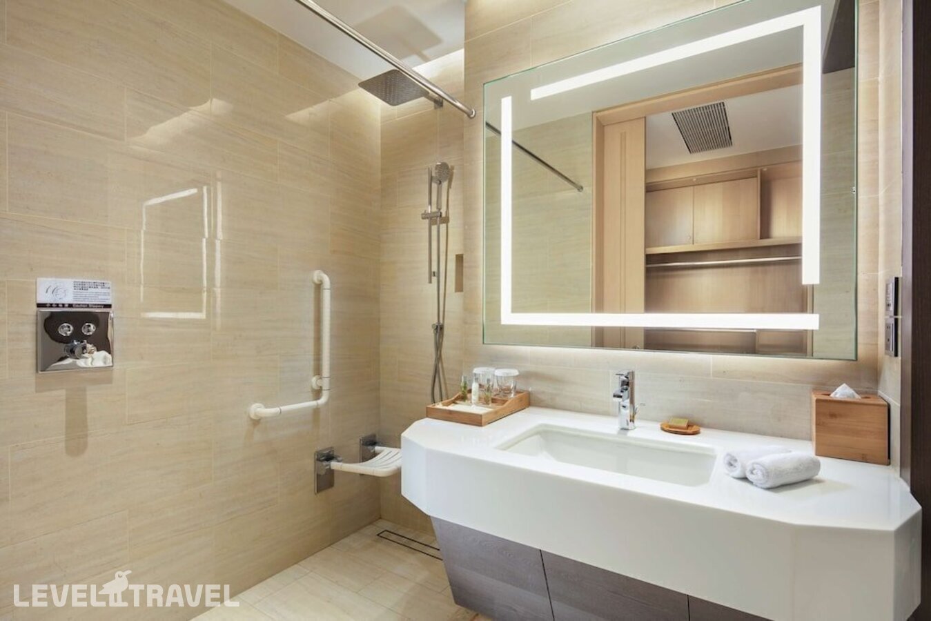 фотографии номера Стандартный номер отеля Hilton Garden Inn Shanghai Hongqiao Necc в Китай(Шанхай) - фото №10