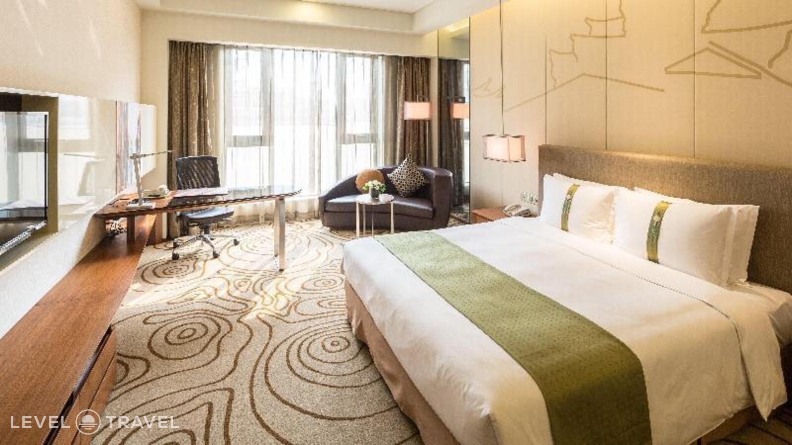 фотографии номера Одноместный номер отеля Holiday Inn Shanghai Hongqiao, An Ihg Hotel в Китай(Шанхай) - фото №9