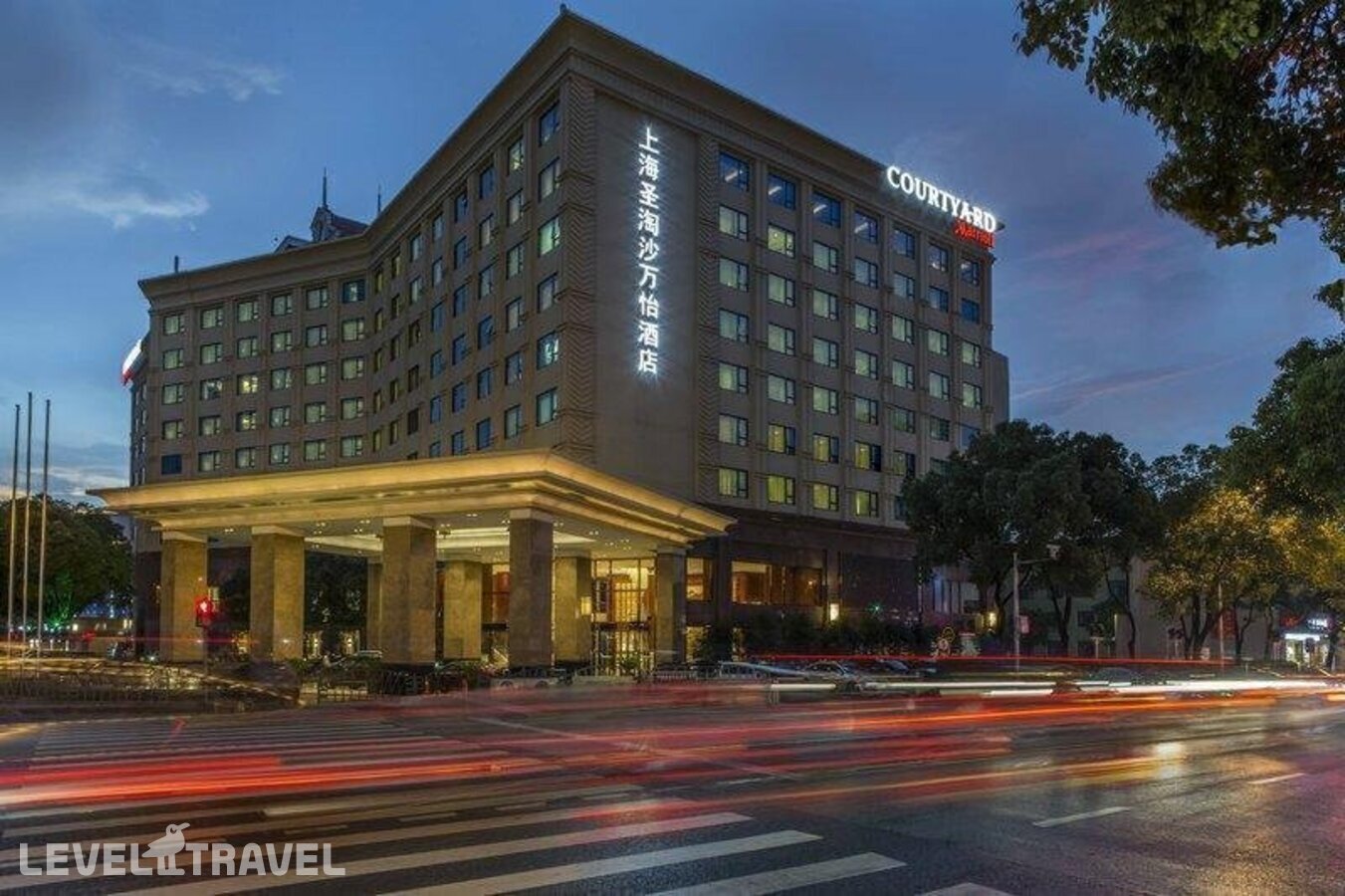 фотографии номера Делюкс отеля Courtyard By Marriott Shanghai Fengxian в Китай(Шанхай) - фото №2