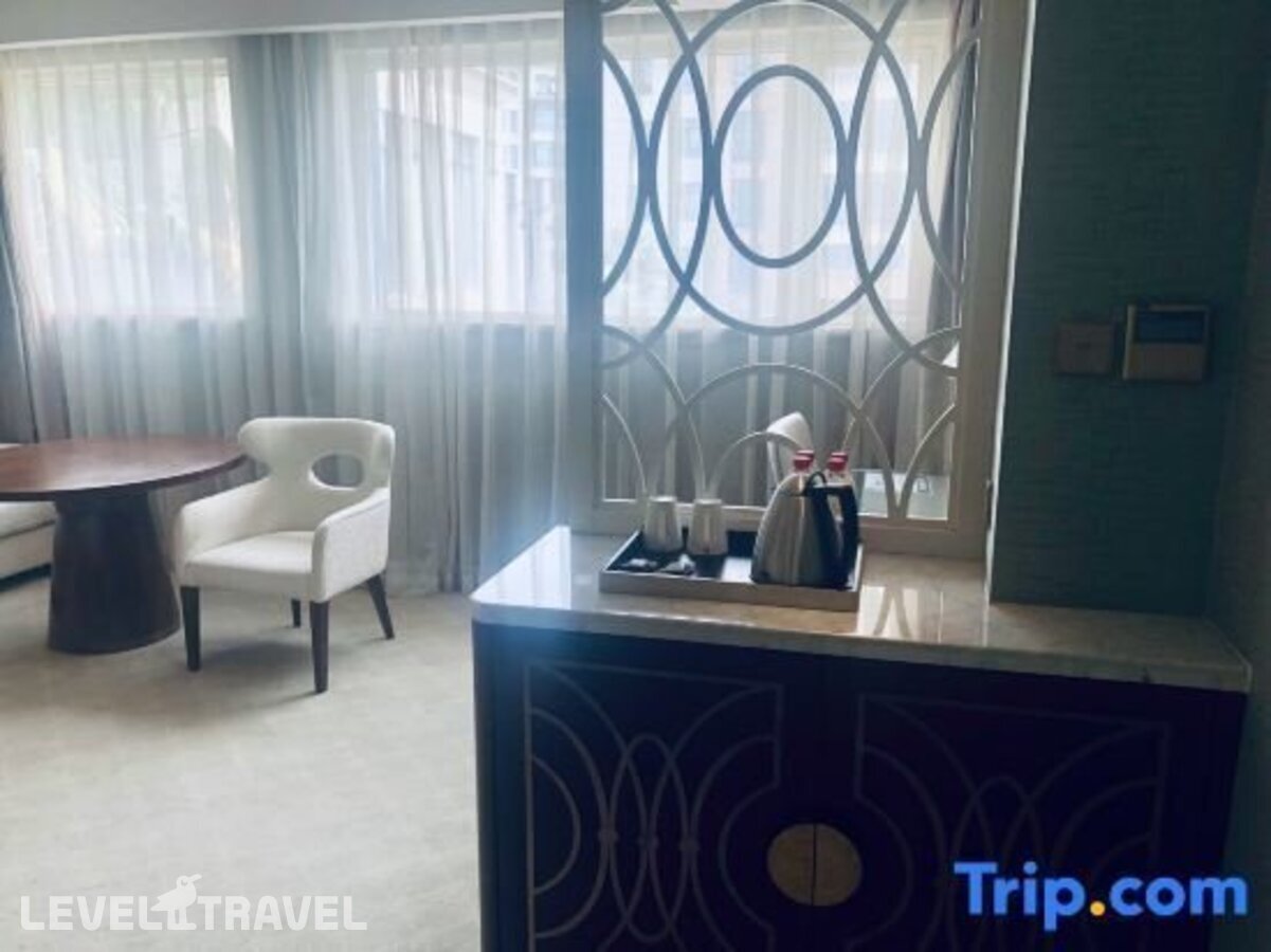 фотографии номера Представительский номер отеля Guyi Jade Eco-Wellness Hotel (Ex. Urban Island Hotel Shanghai) в Китай(Шанхай) - фото №10