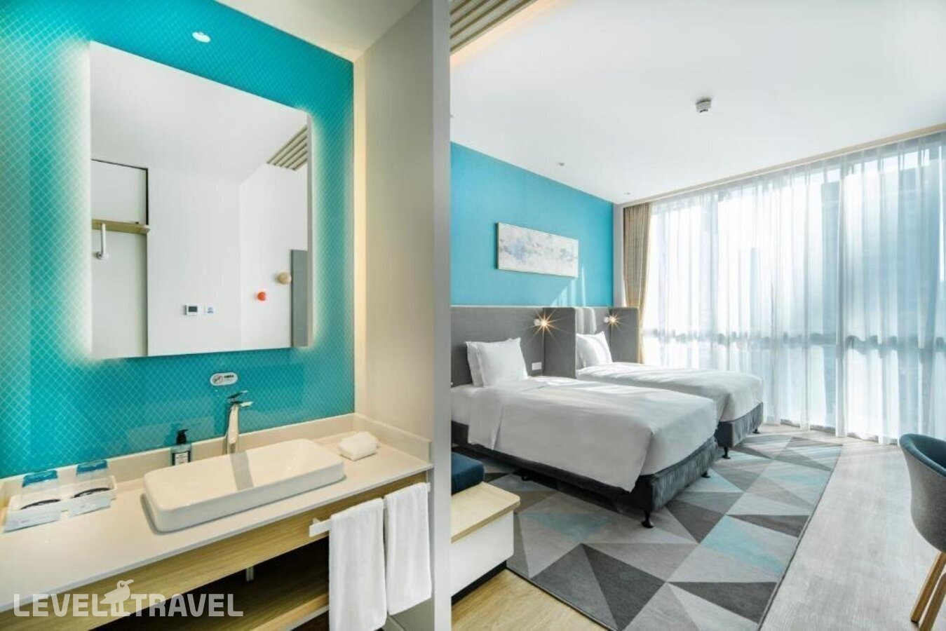 фотографии номера Улучшенный номер отеля Holiday Inn Express Shanghai Zhangjiang, An Ihg Hotel в Китай(Шанхай) - фото №2
