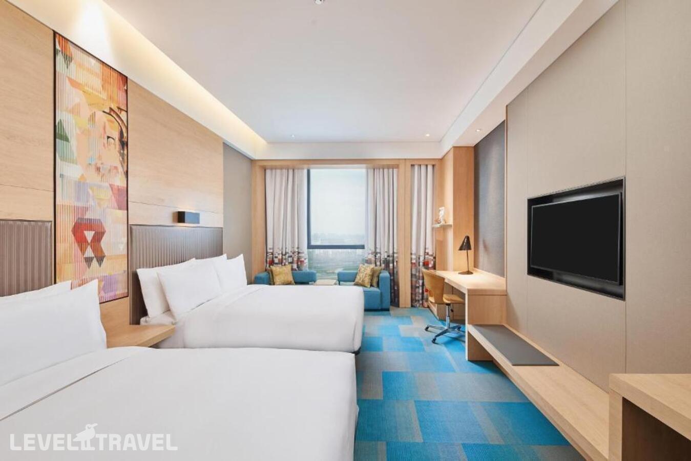 фотографии номера Четырехместный номер отеля Aloft Shanghai Zhangjiang Haike в Китай(Шанхай) - фото №1