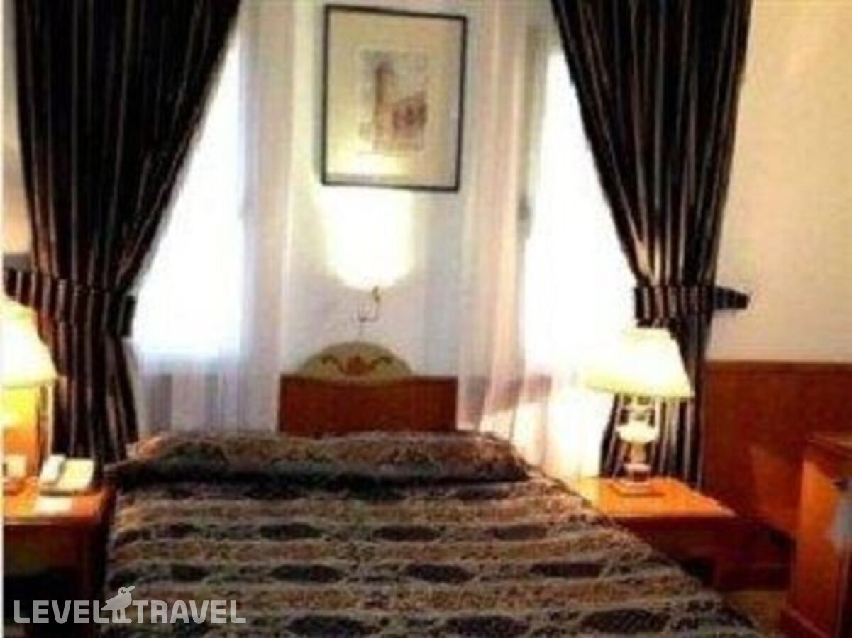 фотографии номера Стандартный номер отеля Zain International Hotel в ОАЭ(Дейра) - фото №16