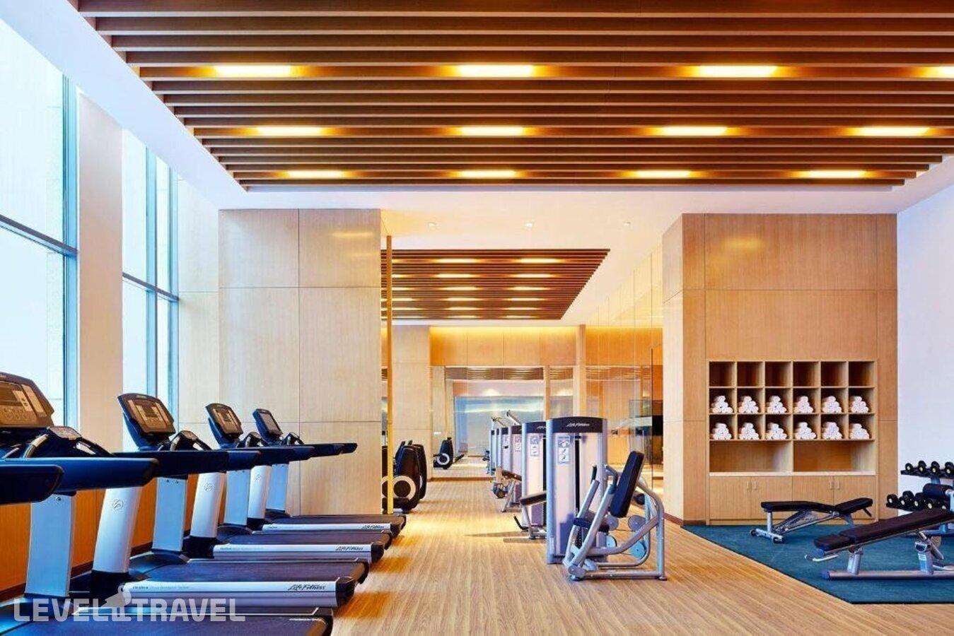 фотографии номера Представительский номер отеля Sheraton Harbin Xiangfang Hotel в Китай(Харбин) - фото №1