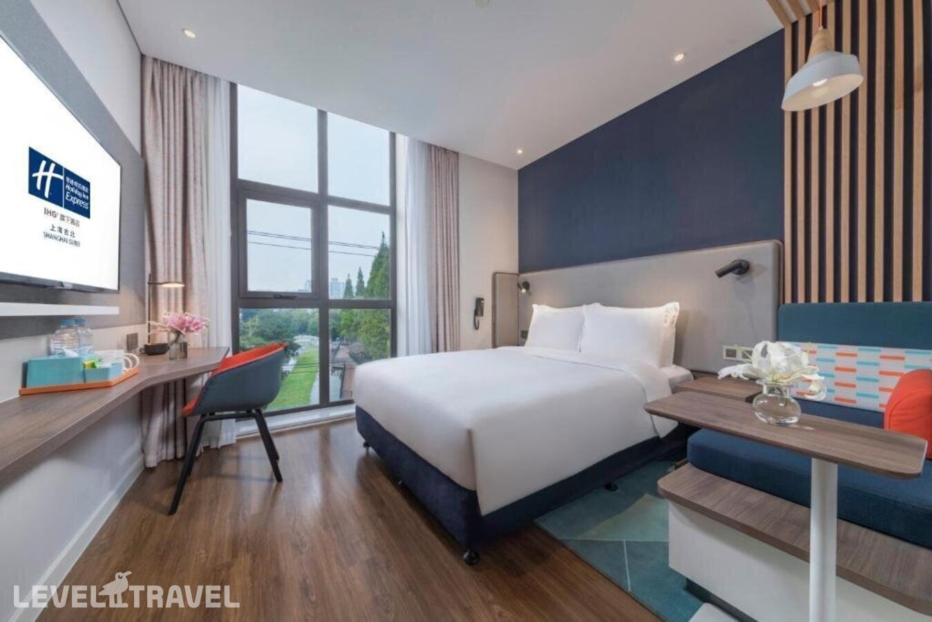 фотографии номера Стандартный номер отеля Holiday Inn Express Shanghai Gubei, An Ihg Hotel в Китай(Шанхай) - фото №6