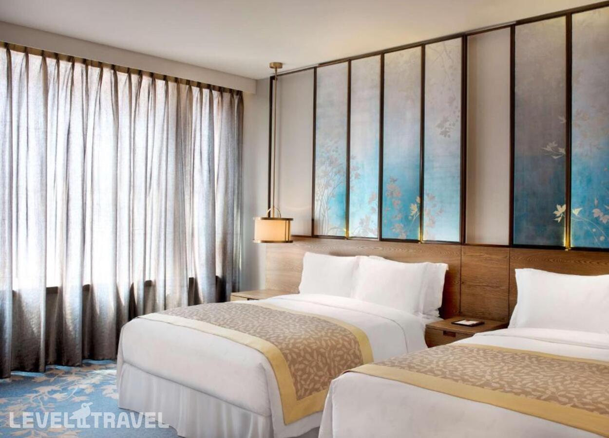 фотографии номера Четырехместный премиум отеля Hualuxe Shanghai Twelve At Hengshan, An Ihg Hotel в Китай(Шанхай) - фото №2
