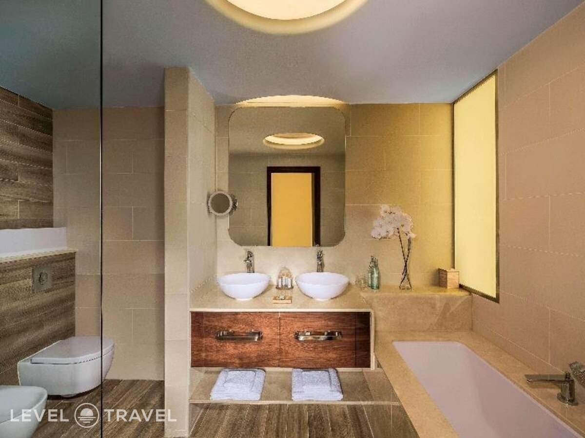 фотографии номера Премиум отеля The Retreat Palm Dubai Mgallery By Sofitel в ОАЭ(Дубай Пальма) - фото №2