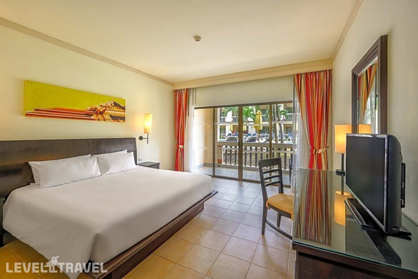 фотографии номера Люкс премиум с видом на бассейн отеля Centara Kata Resort Phuket в Таиланд(Ката Бич) - фото №46