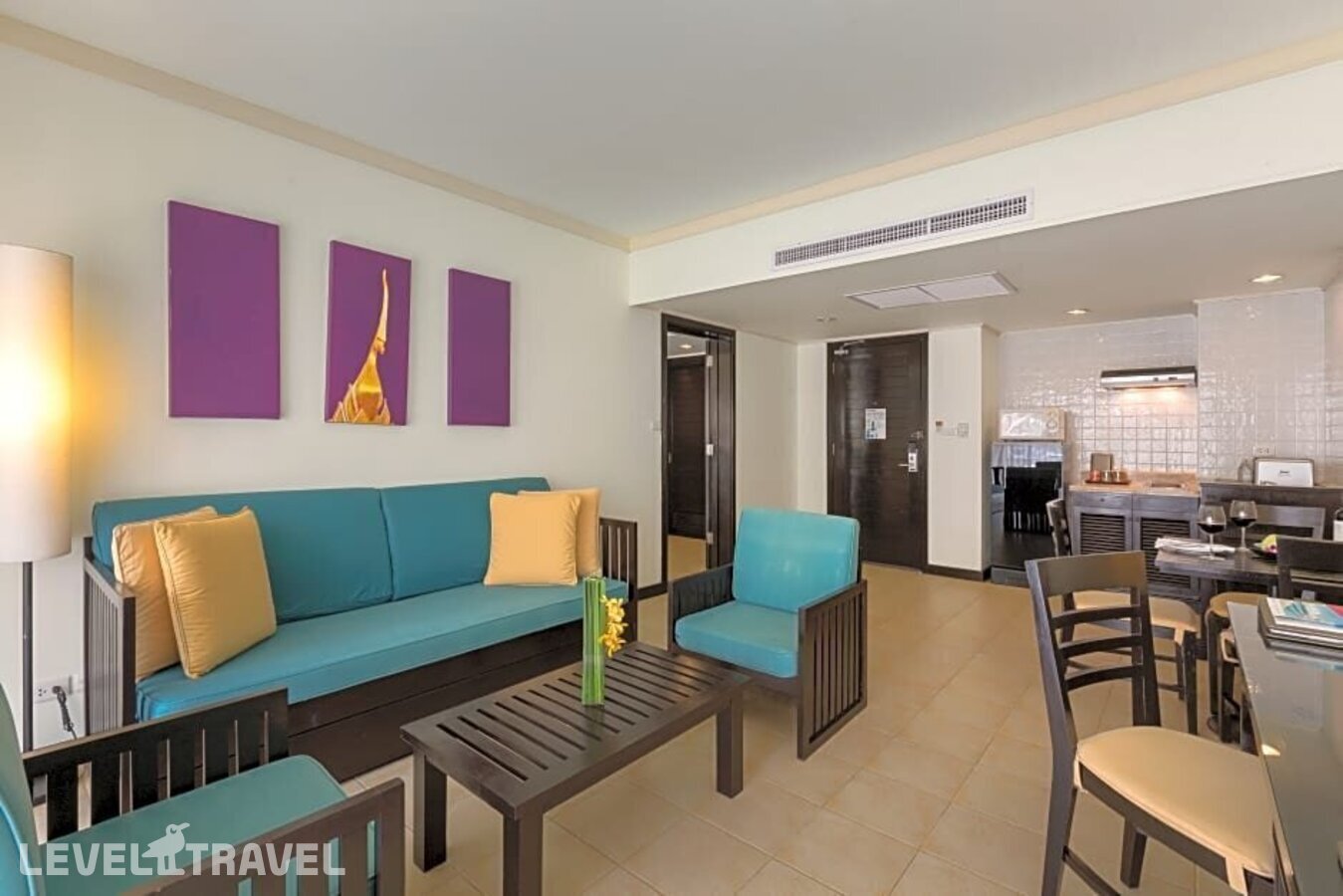 фотографии номера Люкс премиум с видом на бассейн отеля Centara Kata Resort Phuket в Таиланд(Ката Бич) - фото №48