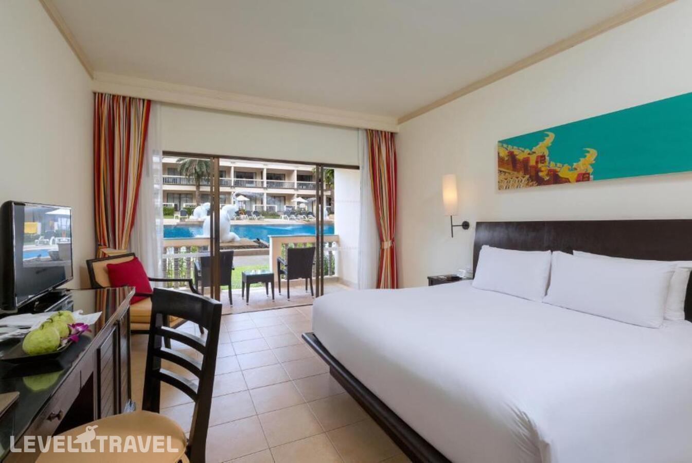 фотографии номера Семейный с выходом к бассейну отеля Centara Kata Resort Phuket в Таиланд(Ката Бич) - фото №2