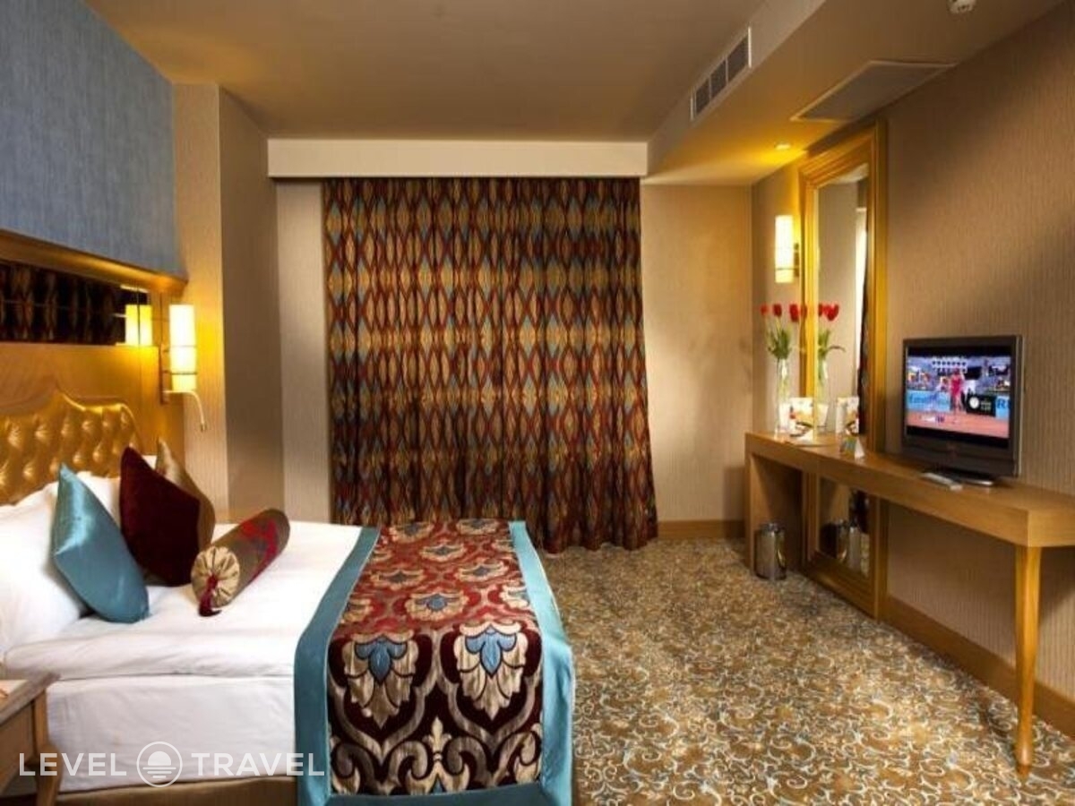 фотографии номера Стандартный номер отеля Royal Holiday Palace Hotel в Турция(Лара) - фото №2