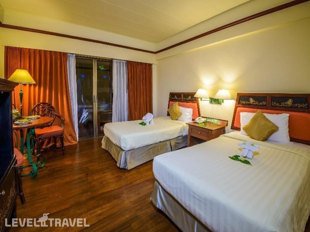 фотографии номера Стандартный номер отеля Seaview Patong Hotel в Таиланд(Патонг Бич) - фото №12