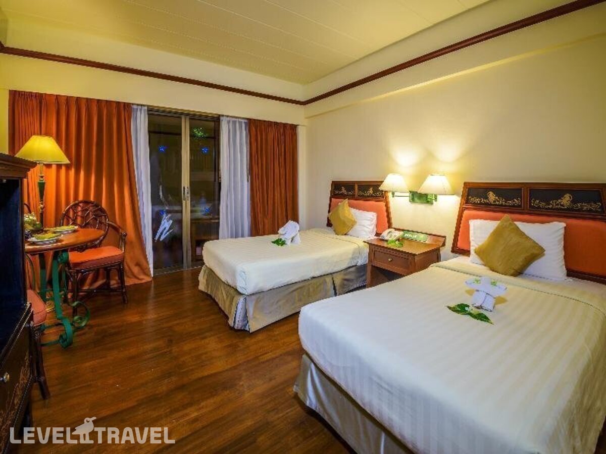 фотографии номера Стандартный номер отеля Seaview Patong Hotel в Таиланд(Патонг Бич) - фото №7