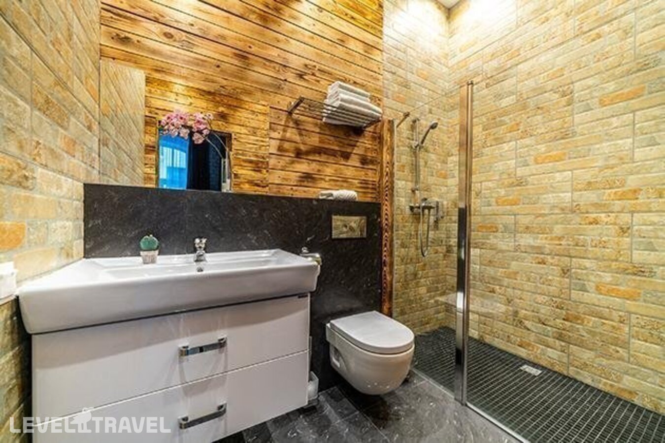 фотографии номера Улучшенный номер отеля Loft Garden в Россия(Центральный район) - фото №9