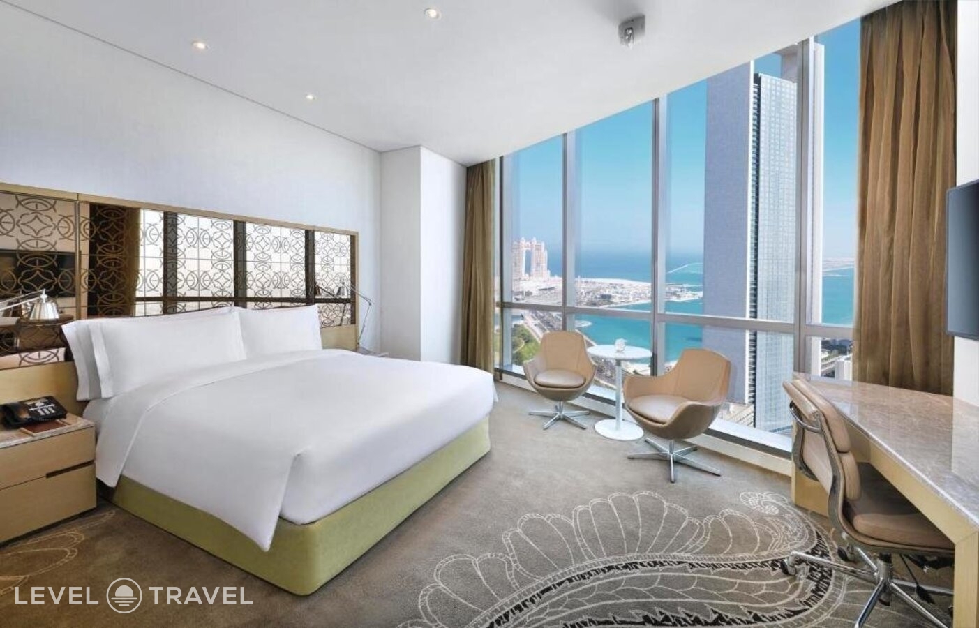 фотографии номера Улучшенный с видом на море отеля Conrad Abu Dhabi Etihad Towers (Ex.Jumeirah At Etihad Towers) в ОАЭ(Абу-Даби) - фото №3