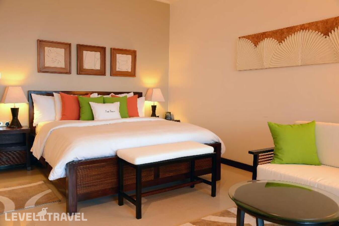 фотографии номера Премиум с видом на океан отеля Double Tree By Hilton Seychelles Allamanda Resort & Spa в Сейшелы(о. Маэ) - фото №60
