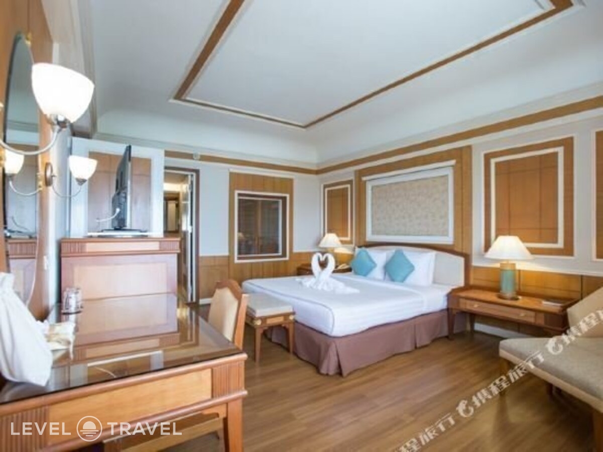 фотографии номера Люкс отеля Asia Pattaya Hotel в Таиланд(Пратамнак) - фото №7