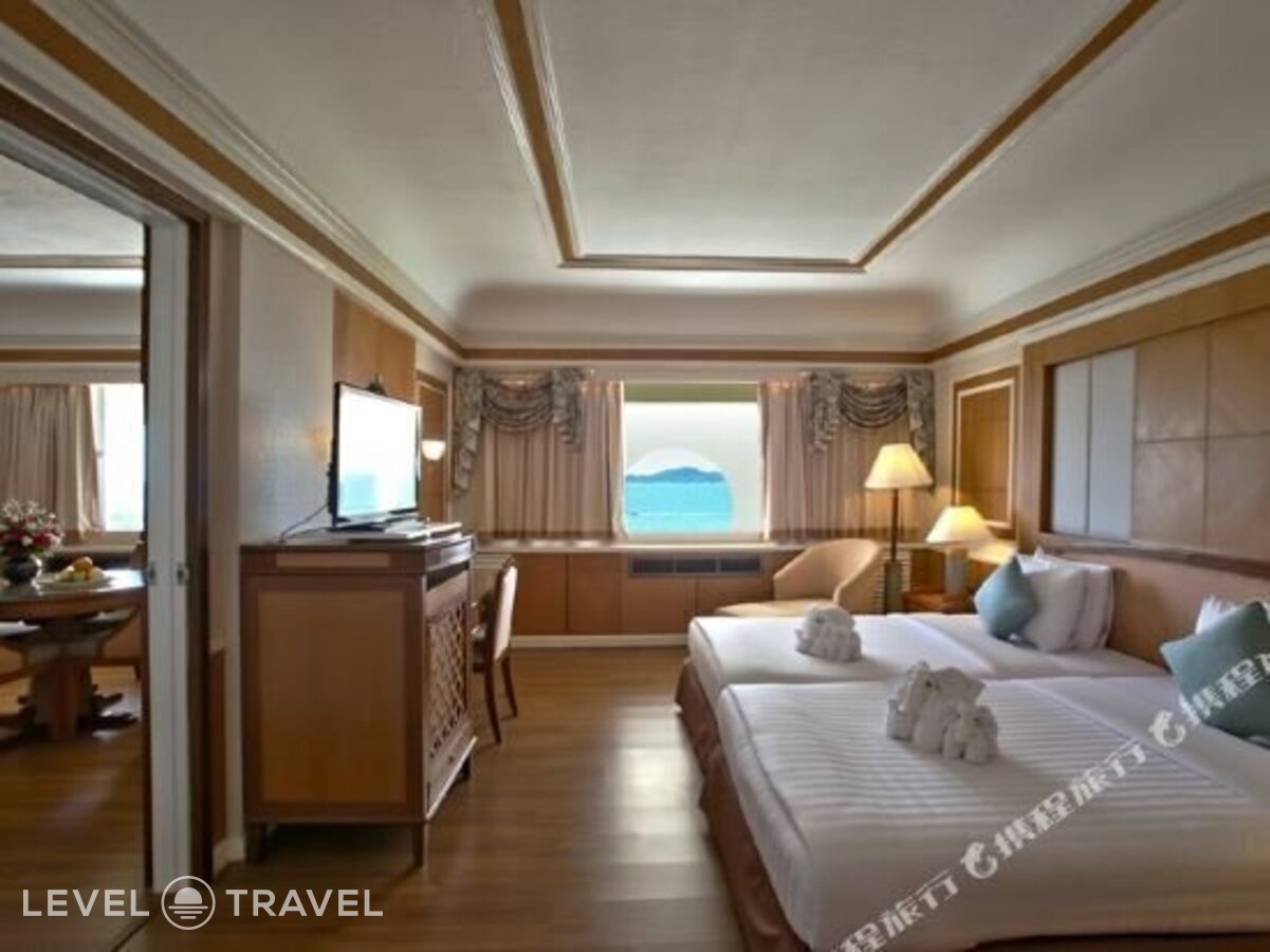фотографии номера Люкс отеля Asia Pattaya Hotel в Таиланд(Пратамнак) - фото №1
