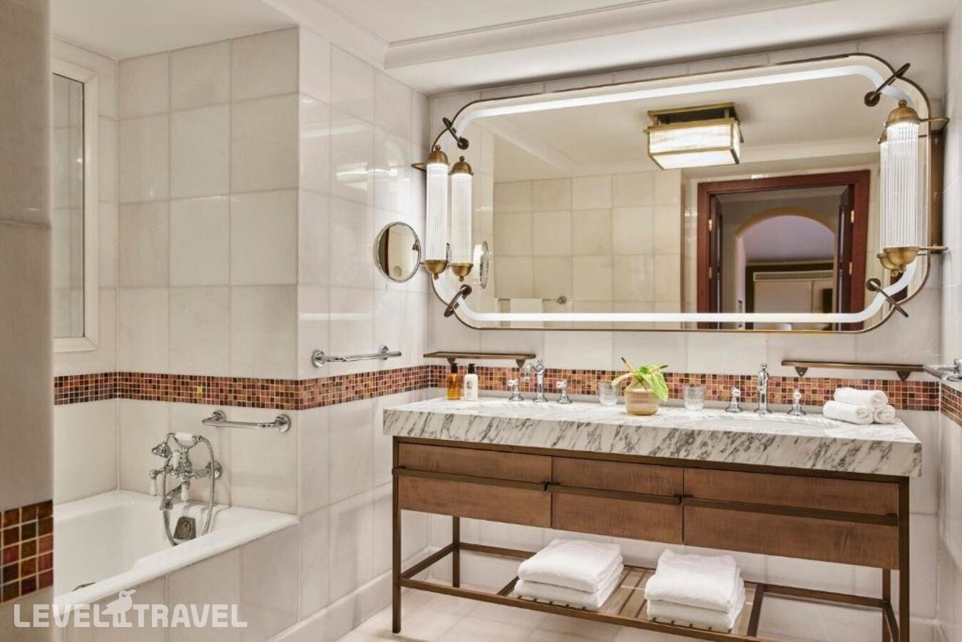 фотографии номера Четырехместный полулюкс отеля Four Seasons Hotel At Sultanahmet в Турция(Султанахмет) - фото №1