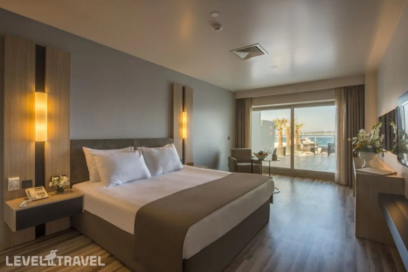 фотографии номера Улучшенный номер отеля Altin Yunus Hotel & Spa в Турция(Чешме) - фото №2