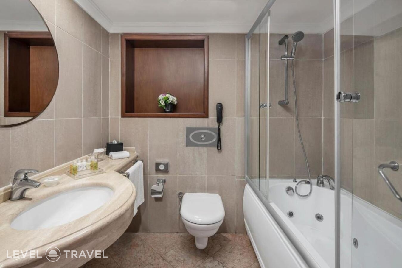 фотографии номера Семейный люкс отеля Dedeman Istanbul Hotel в Турция(Бешикташ) - фото №4