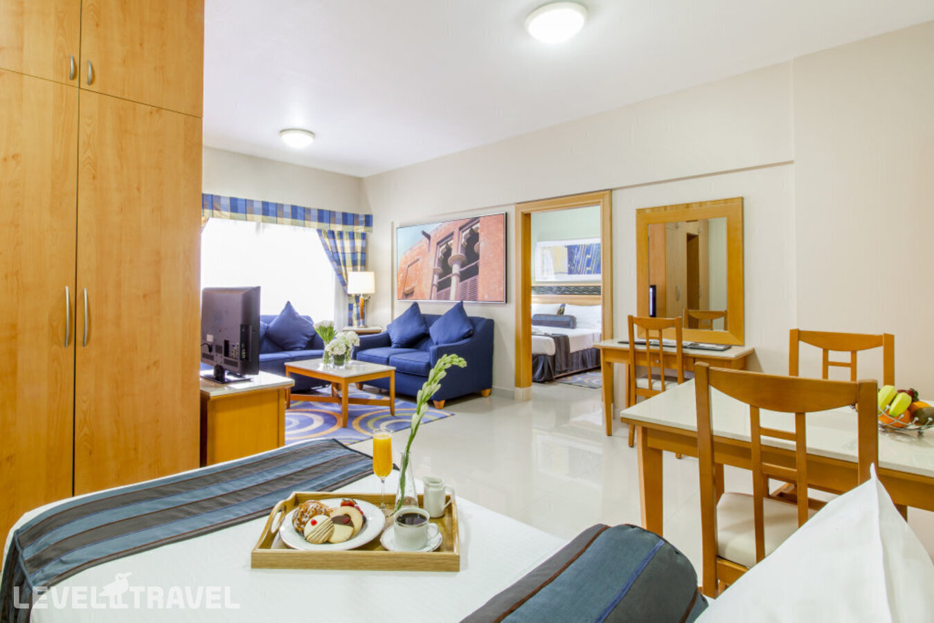 фотографии номера Семейный люкс отеля Golden Sands Hotel Apartments в ОАЭ(Бар Дубай) - фото №11