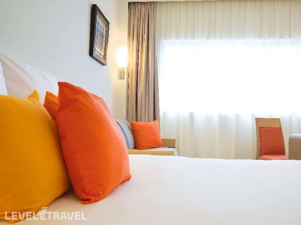 фотографии номера Трехместный улучшенный отеля Novotel Casablanca City Center в Марокко(Касабланка) - фото №2