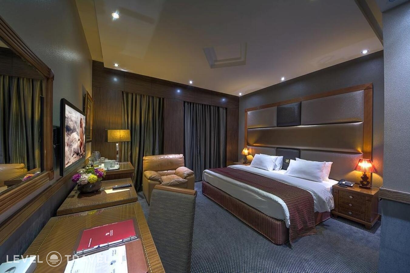 фотографии номера Стандартный номер отеля Vendome Plaza Hotel (Ex. Delmon Palace Hotel) в ОАЭ(Дейра) - фото №6