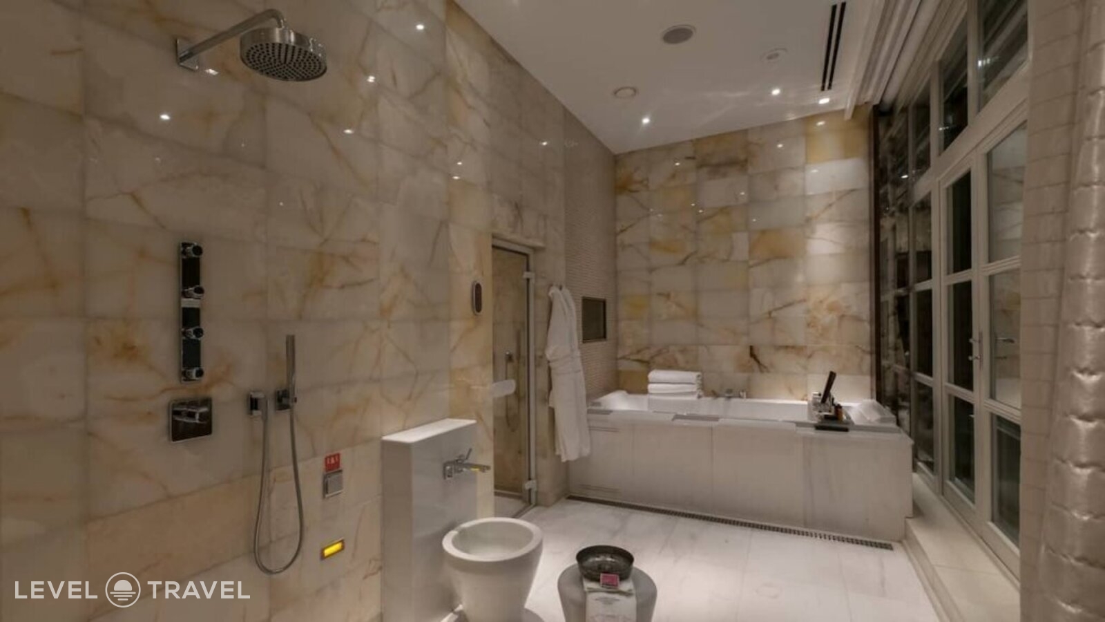 фотографии номера Люкс дипломатический отеля Park Hyatt Istanbul Macka Palas в Турция(Шишли) - фото №2