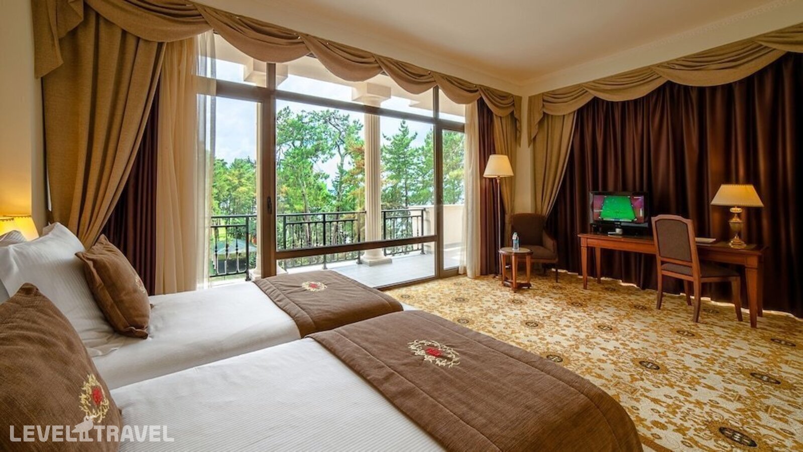 фотографии номера Представительский люкс отеля Georgia Palace Hotel в Грузия(Кобулети) - фото №3