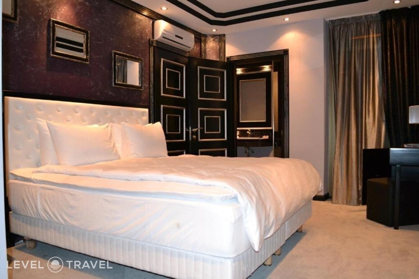 фотографии номера Делюкс отеля Piazza Boutique Hotel в Грузия(Батуми) - фото №1