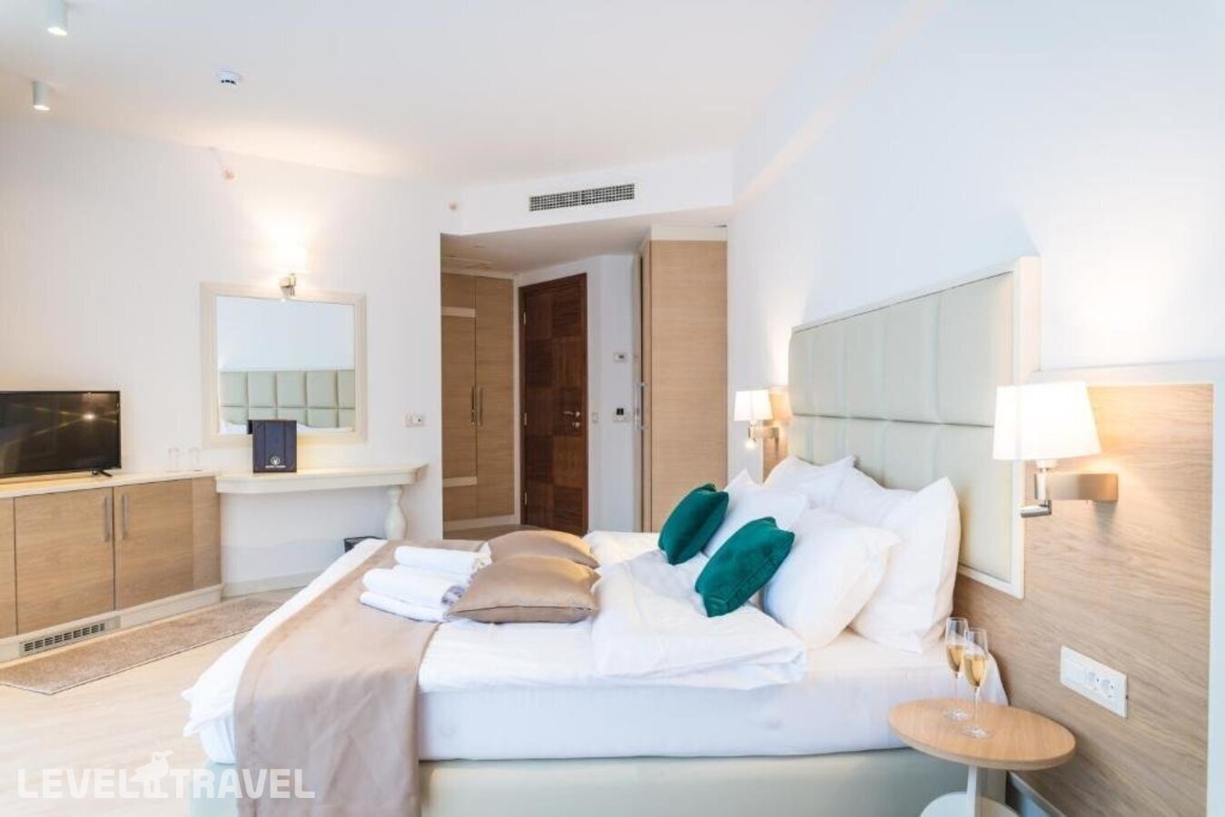 фотографии номера Делюкс отеля Kadmo Hotel в Черногория(Будва) - фото №5