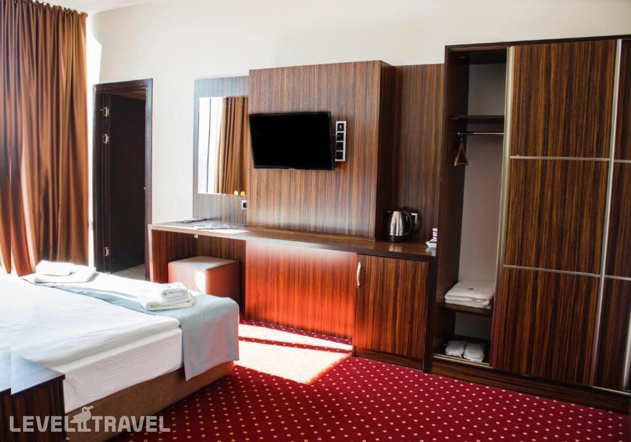 фотографии номера Стандартный номер отеля Legend Business Hotel Batumi в Грузия(Батуми) - фото №2