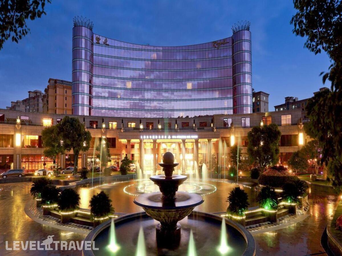 фотографии номера Делюкс отеля Royal International Hotel Shanghai в Китай(Шанхай) - фото №1